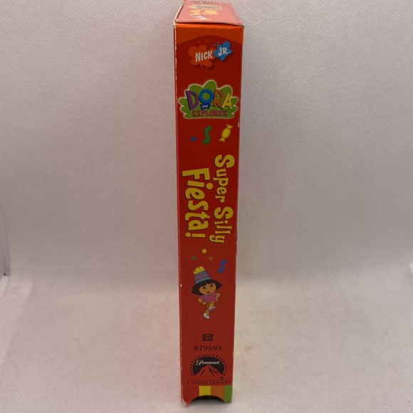 Dora The Explorer: Super Silly Fiesta! VHS Video Nick Jr. - Picture 2 of 9